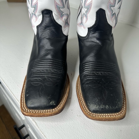 Justin Women’s 6B Black & White Western Cowboy Embroidered Boots Handcrafted USA - Picture 3 of 10